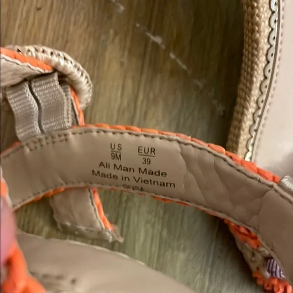 Sam Edelman Rattan Heels with Vibrant Design Orange and Purple - Picture 7 of 8